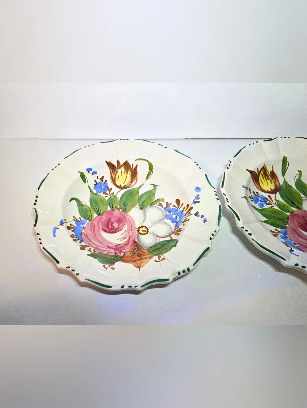 Italian Renaissance Revival Nove Rose Bowl 9.5